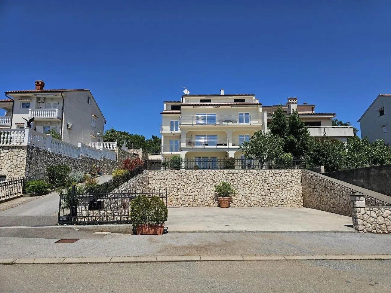 Keti 4 Nv - Apartment 6 Pax With Sea View Novi Vinodolski